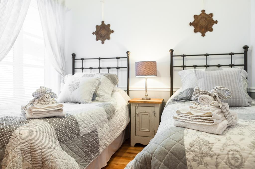 Gite Le Royal Champetre B&B Boischatel Værelse billede